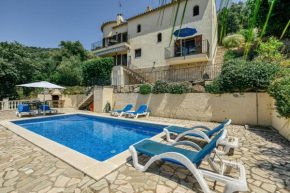 Castell Mirto - villa private pool